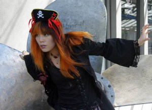 La Carmina as a Pirate wearing Gloomth