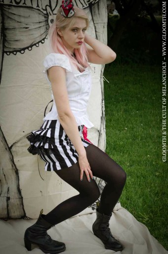 gloomth circus bloomers