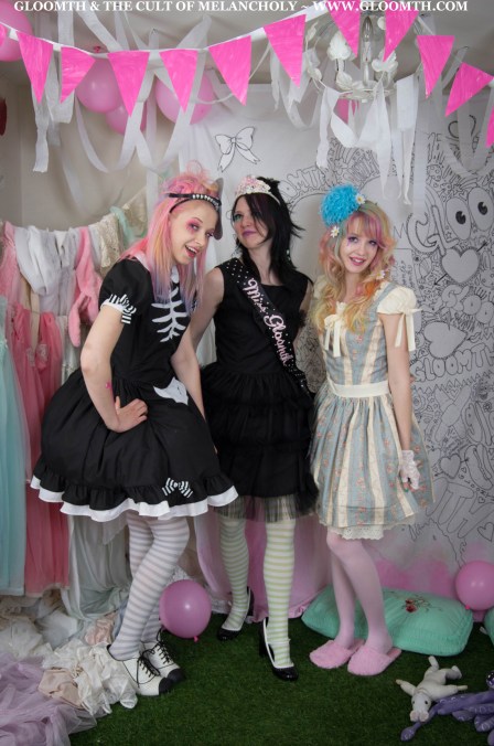 gloomth models at a photoshoot