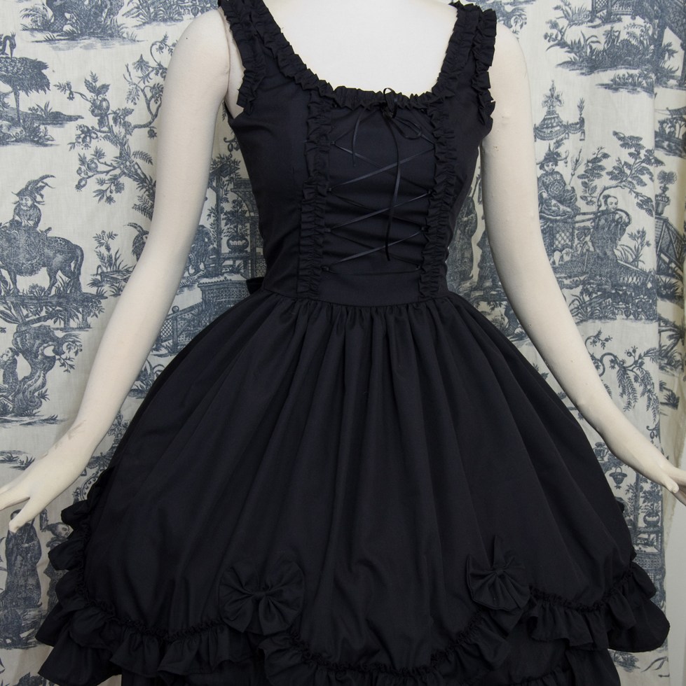 gloomth valance dress