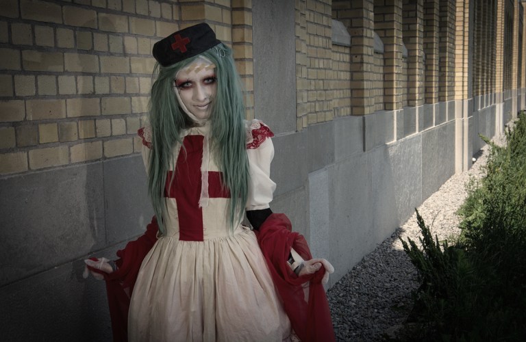 gloomth cloud orchid magazine