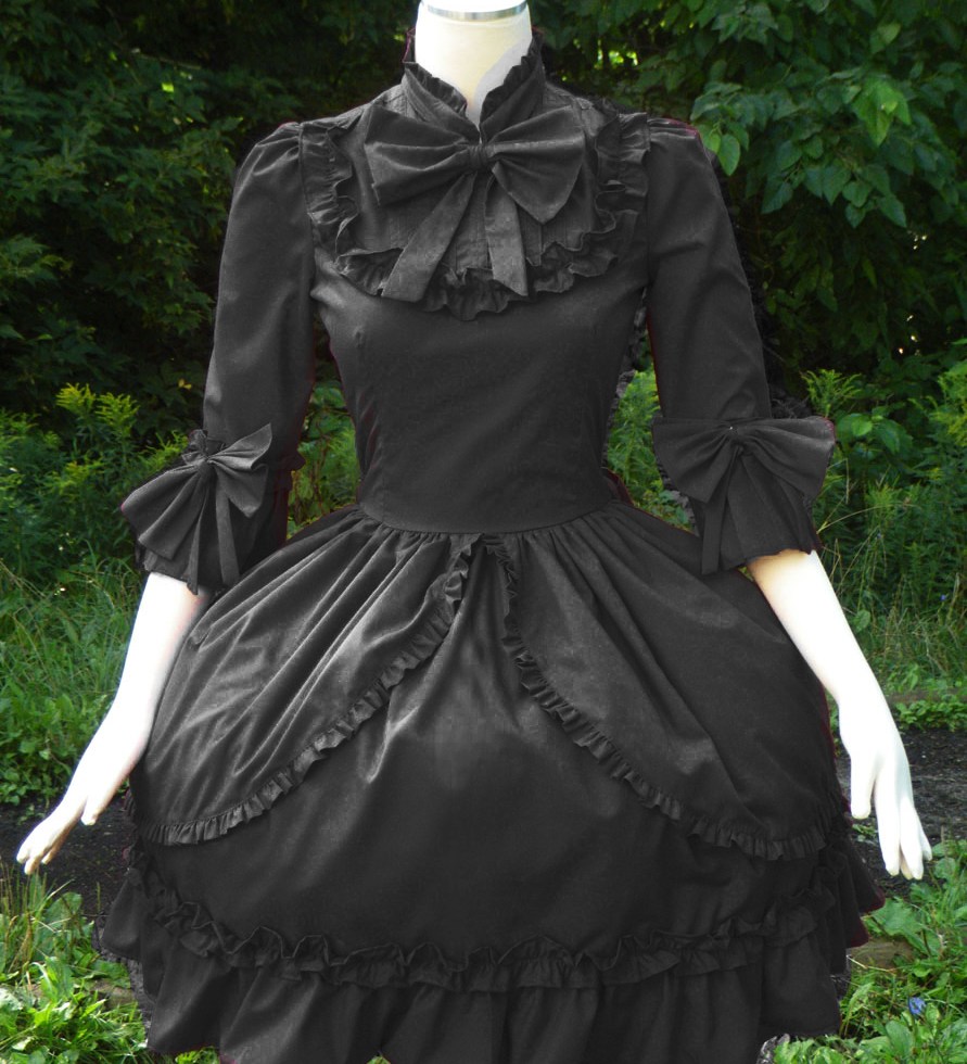 gloomth gothic victorian dress clothing canada