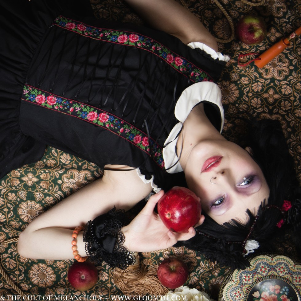 dollykei fashion gloomth