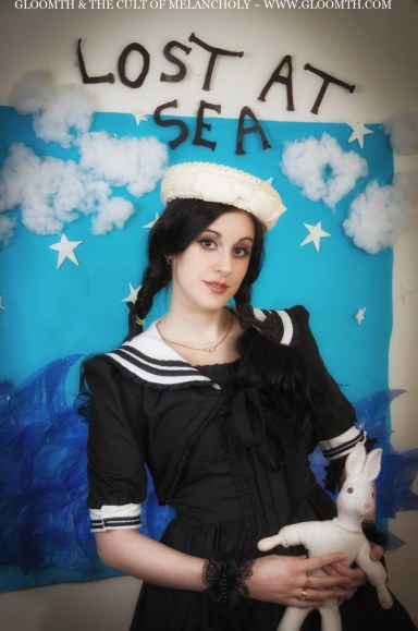 gloomth sailor lolita shrug