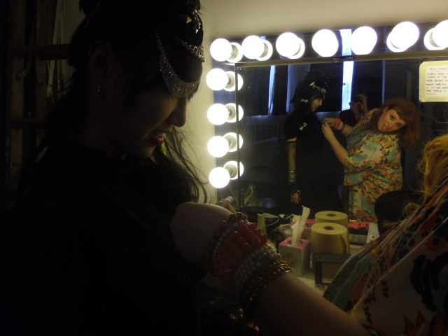 gloomth photoshoot behind the scenes