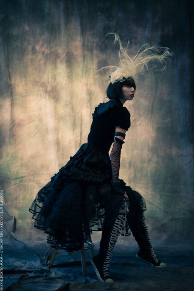 gloomth gothic high fashion