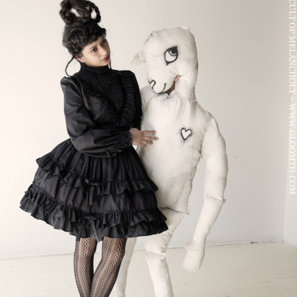 victorian mourning dress