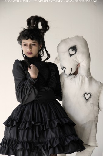 victorian mourning dress