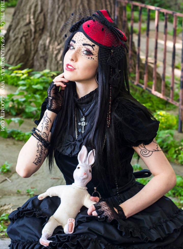 lucy lovesick gloomth clothing