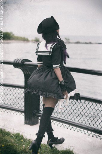 gloomth gothic sailor lolita