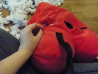 stuffed toy into a backpack tutorial diy