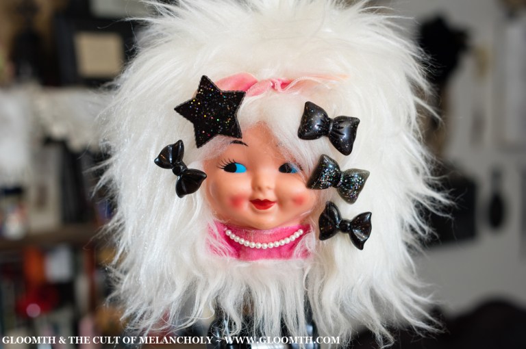 plastic glitter hair clip set by gloomth lolita