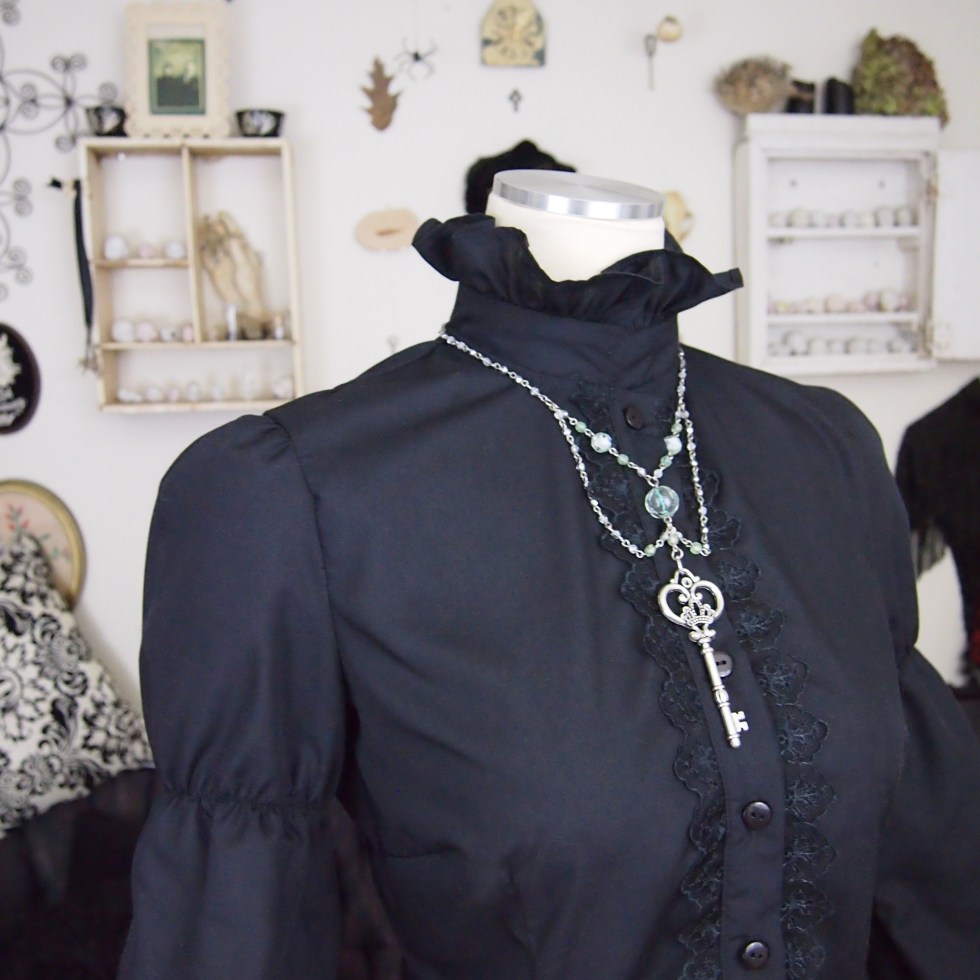 gothic victorian gloomth