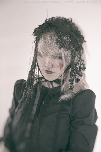dark gothic model gloomth