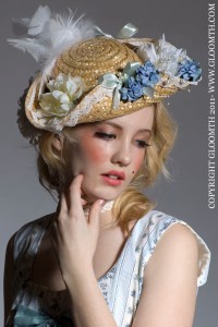 antoinette straw tricorn gloomth