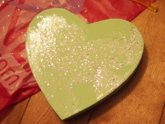 diy candy heart headdress tutorial
