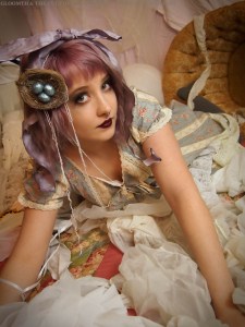 nest hair clip gloomth