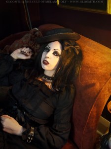 gothic vampire photoshoot gloomth