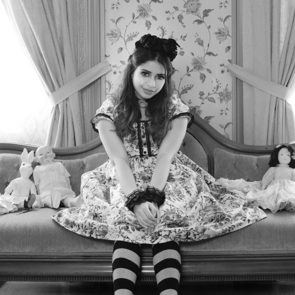 victorian lolita photoshoot
