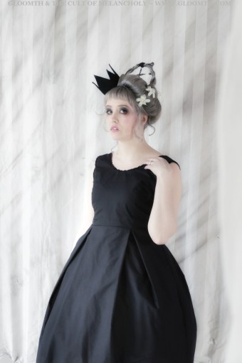 okiku gothic doll dress gloomth