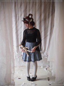 pleated doll skirt with velvet trim