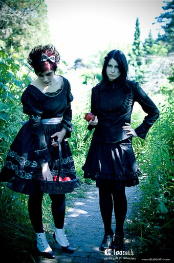 dark-gothic-garden-photo