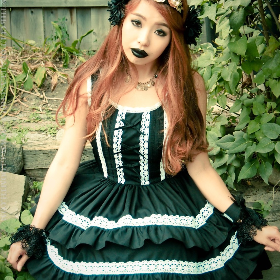 gothic clothing gloomth