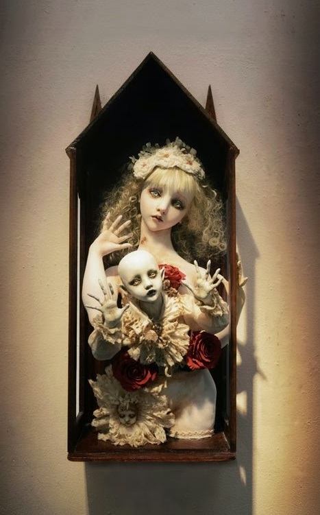 mari shimizu doll art