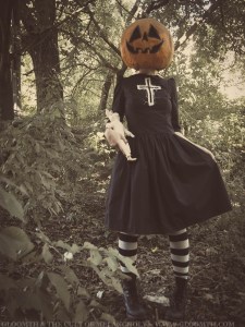 pumpkinhead mask photoshoot gloomth