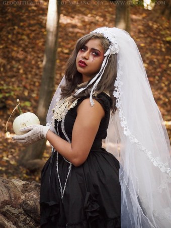 october bride gothic ghost story gloomth ashavari