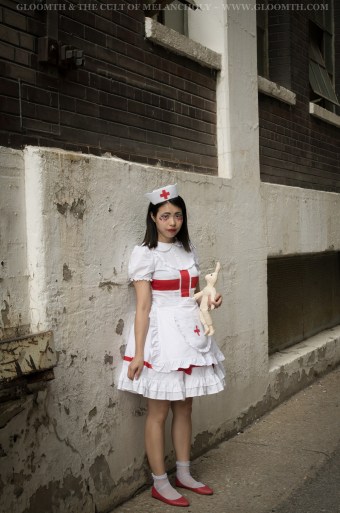 gloomth-nurse-lolita-medical-outfit-canada (1)