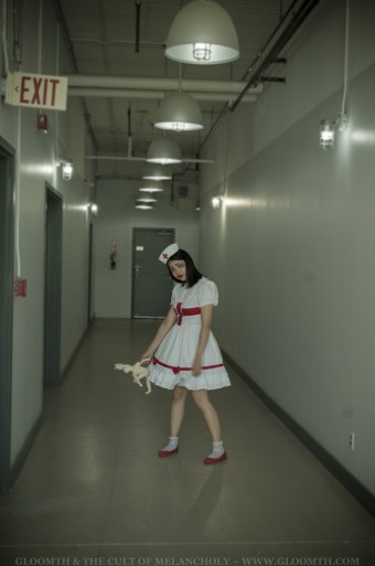gloomth-nurse-lolita-medical-outfit-canada (1)