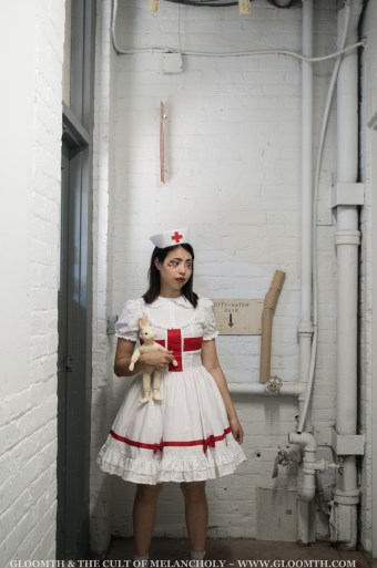 gloomth-nurse-lolita-medical-outfit-canada (1)