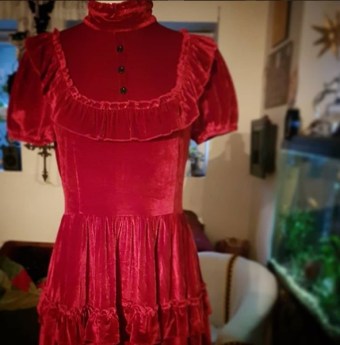 red velvet dress preview gloomth