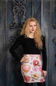 vintage valentine heart shaped box miniskirt by gloomth (1)