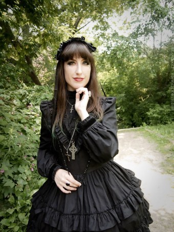 gothic victorian fashion by gloomth