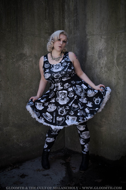 gothic teacup print party dress in plus size teaparty by gloomth (8)
