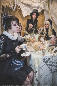 gothic alice in wonderland photoshoot