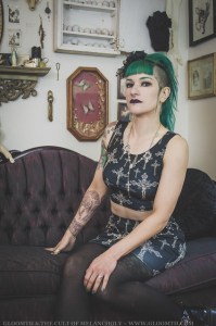 cross print crop top