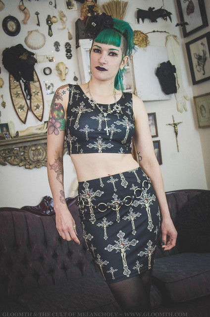 gothic crucifix matching set