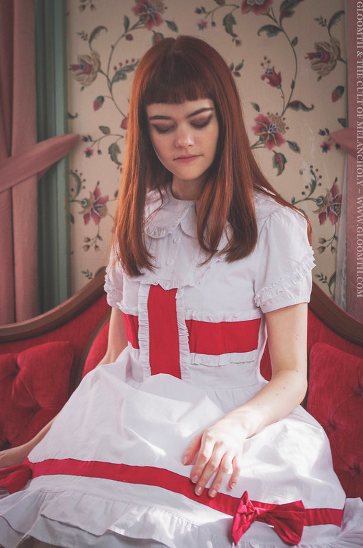 gloomth lolita fashion