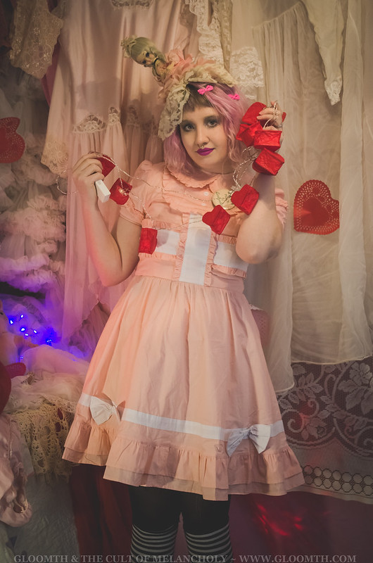 lolita valentine outfit