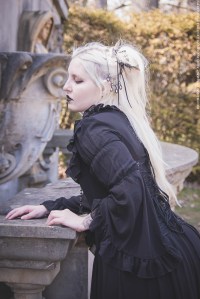 gothic fashion photoshoot