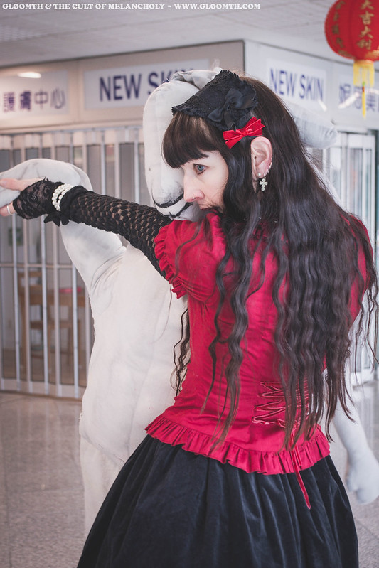 black and red casual lolita outfit