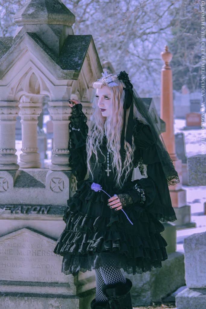 gothic cemetery photoshoot