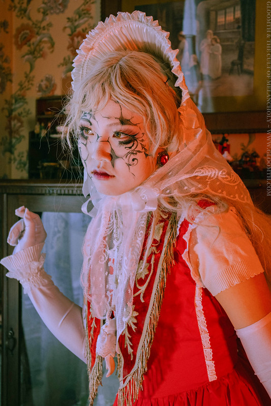 cracked porcelain doll makeup