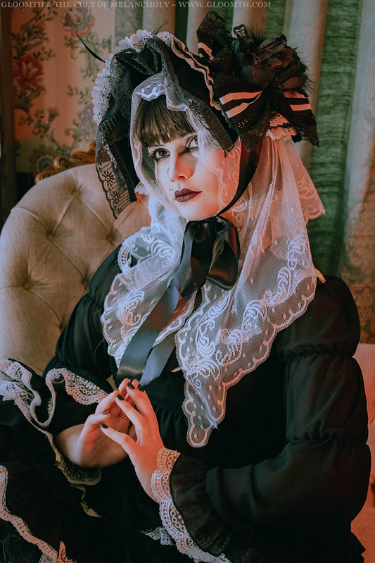 gothic bonnet