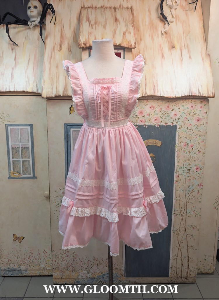 lolita fashion store doll funeral toronto
