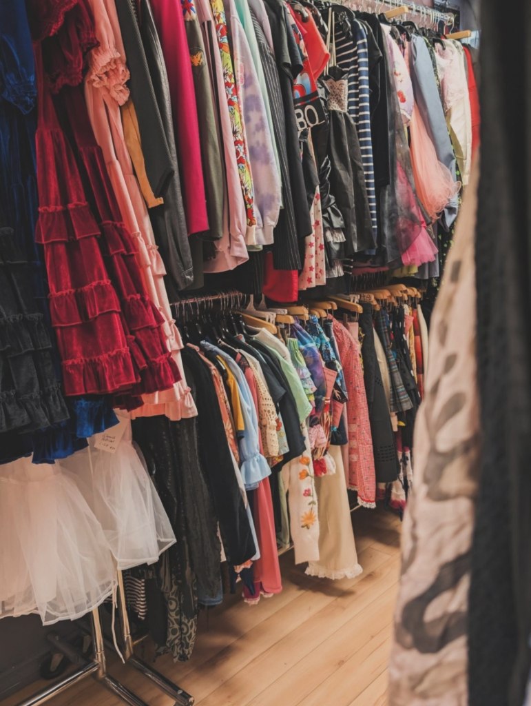 second hand gothic clothing shop toronto