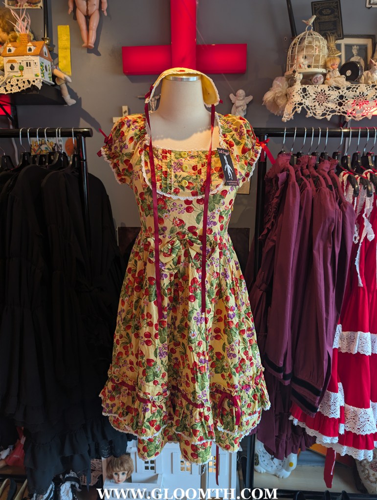 metamorphose lolita dress for sale at doll funeral shop toronto